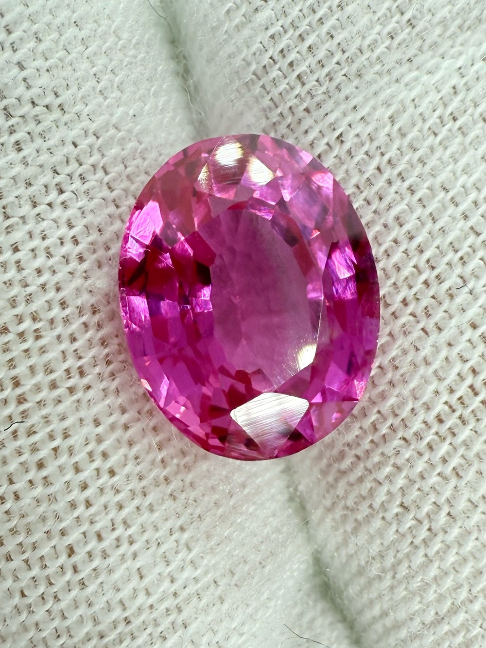 Pink Oval Faceted Sapphire Gemstone for Women’s Jewelry